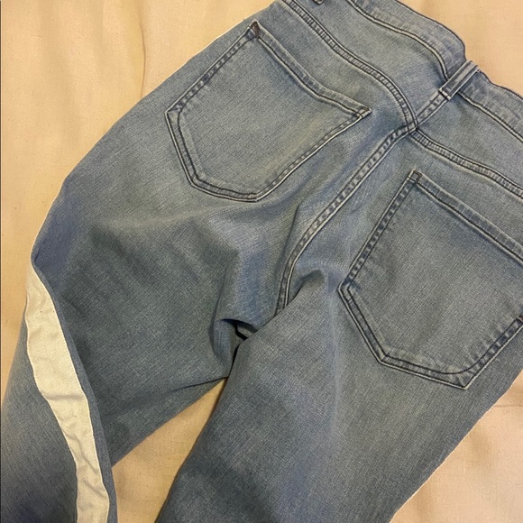 Girlfriend denim with side stripe - Picture 4 of 5